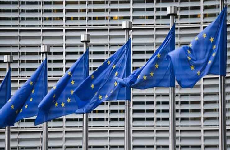 المفوضية الأوروبية تعلن عن جمع  9.5 مليار يورو جراء حملة البحث عن علاج لكورونا