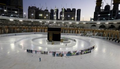 القحطاني: فيديو تساقط الثلوج على المسجد الحرام لا اساس له من الصحة