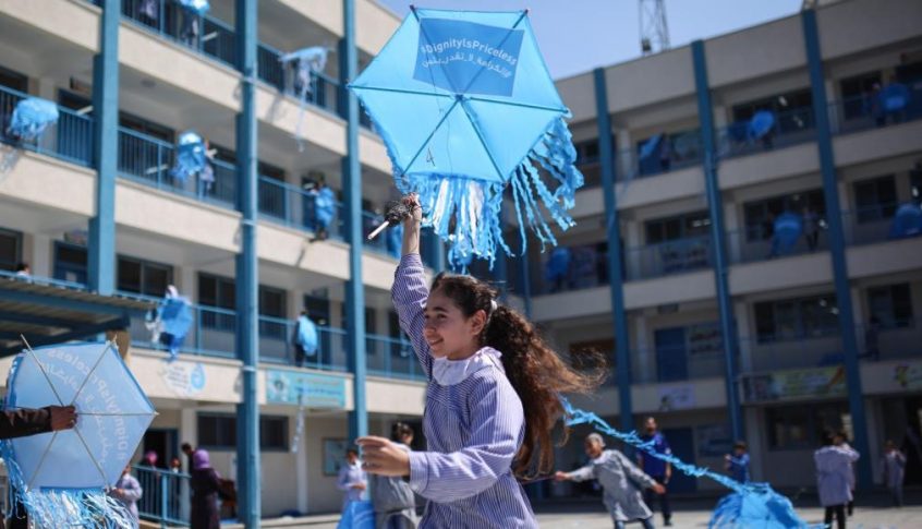 مدير “الأونروا” يبدي “تفاؤلا حذرا” إزاء استئناف التمويل من مانحين قريبا
