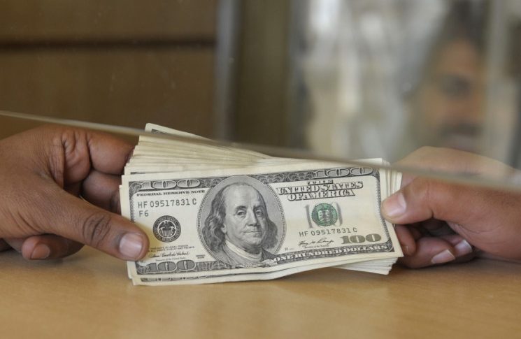 كم بلغ سعر صرف الدولار للتحاويل النقدية الإلكترونية اليوم؟