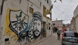 الفصائل طلبت مهلة قبل بدء تسليم السلاح في مخيمات بيروت