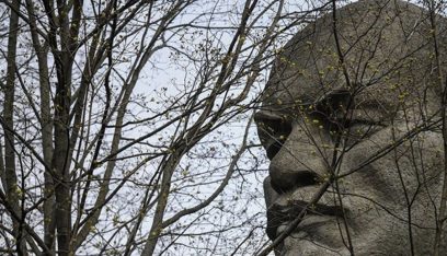 في سابقة.. افتتاح أول تمثال للينين غرب ألمانيا
