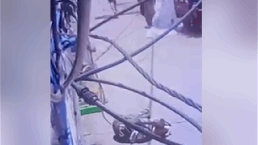 بالفيديو: وفاة امرأة برصاصة في الرأس جراء اطلاق نار في مخيم شاتيلا!