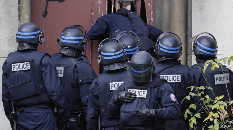 الداخلية الفرنسية: عملية للشرطة في منطقة تجارية في باريس