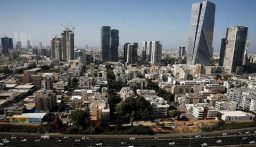 رويترز: سماع دوي انفجارات في منطقة تل أبيب