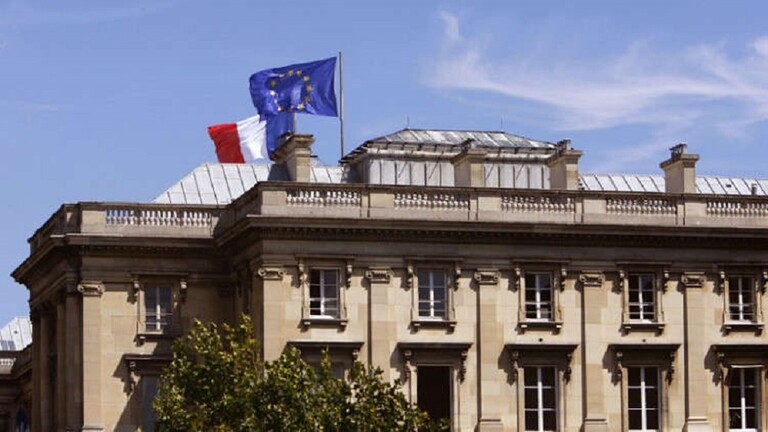 فرنسا تعليقا على استقالة دياب: الأولوية لتشكيل حكومة جديدة