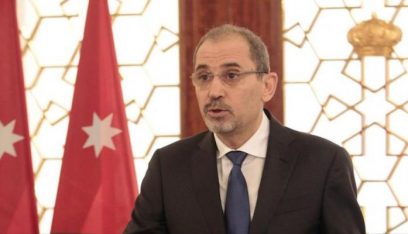 وزير خارجية الأردن: “إسرائيل” تمنع دخول المساعدات إلى غزة وتنتهك القانون الإنساني