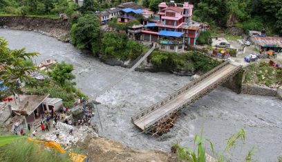 فيضانات الهند ونيبال تقتل 189 وتشرد 4 ملايين