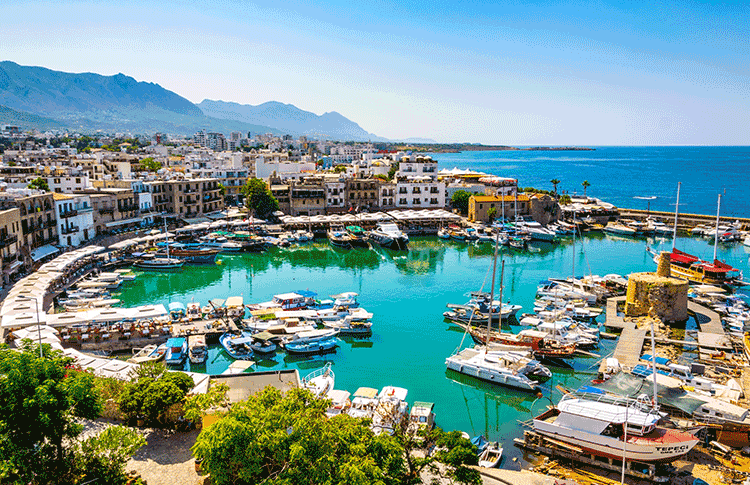 هل سيتمكن اللبنانيون من السفر الى قبرص قريبا؟