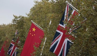 بريطانيا تتهم بكين بارتكاب انتهاكات بحق الأويغور