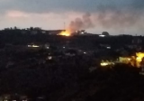 حريق في اكوام عشوائية للنفايات في بلدة عزقي الضنية
