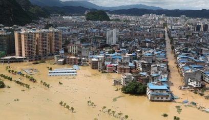 الفيضانات تضرب إقليم هوبي في الصين وفرض حالة الطوارئ