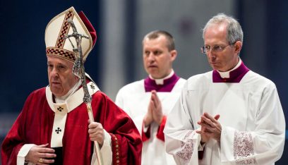 البابا فرنسيس يجدد الدعوة لوقف إطلاق نار عالمي وفوري