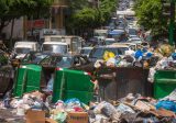 النفايات متراكمة في شوارع الهرمل والأهالي يناشدون البلدية تسوية أوضاع العمال