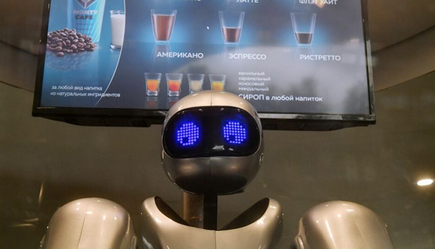 مطاعم يابانية تستعين بالروبوتات في خدمة الزبائن لاحتواء انتشار كورونا