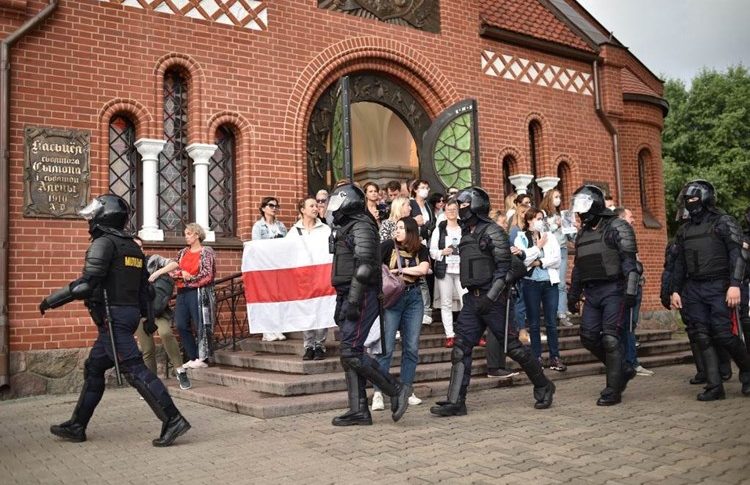 روسيا تقر بشرعية الانتخابات الرئاسية في بيلاروسيا