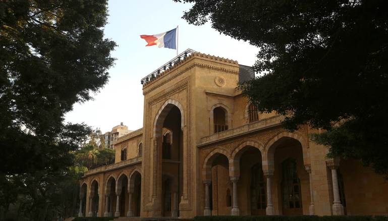 هل أصيبت السفيرة الفرنسية في لبنان بكورونا بحسب السفارة؟