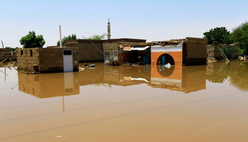 5 قتلى وتدمير آلاف المنازل جراء فيضانات في السودان