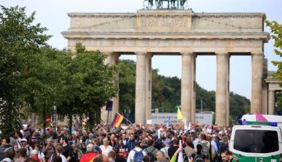 محكمة ألمانية تعطي الضوء الأخضر لتنظيم مظاهرات ضد قيود كورونا