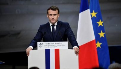 ماكرون: القول إن فرنسا تقلّص الحريات “كذبة كبيرة”