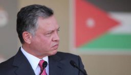 العاهل الأردني يدعو خلال اتصال هاتفي مع بايدن إلى وقف فوري لإطلاق النار في غزة