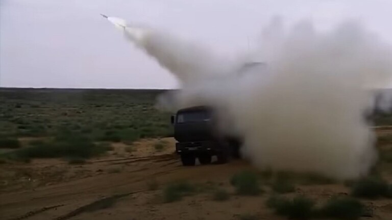 إعلام العدو: حزب الله قادر على إطلاق نحو 3000 صاروخ يومياً نحو “إسرائيل”