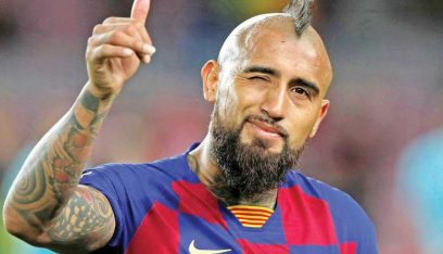 هكذا ودع “فيدال” برشلونة (صورة)
