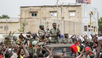 العسكريون في مالي: تشكيل لجنة وطنية لإنقاذ الشعب