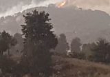 تجدد الحريق وتمدد رقعة النيران في محلة النبع اعالي بلدة فنيدق