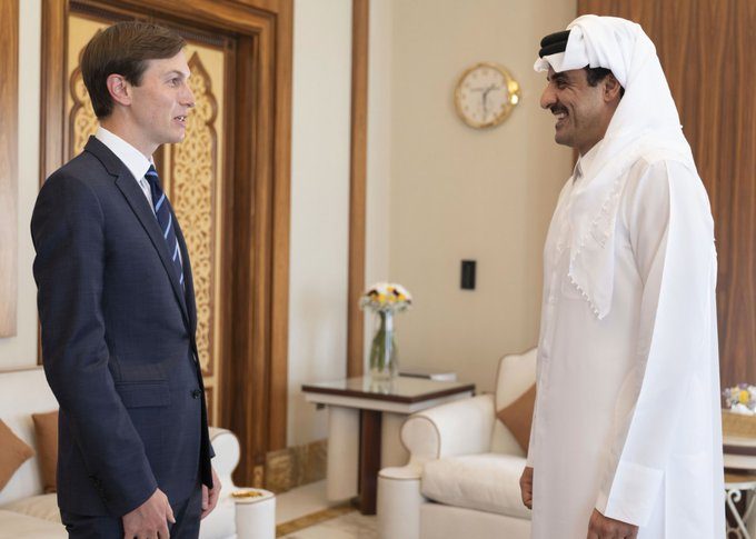 أمير قطر يلتقي كوشنر في الدوحة