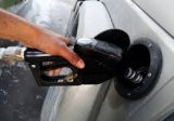 انخفاض سعر صفيحة البنزين 98 اوكتان 100 ليرة والديزل 400 ليرة، وارتفاع سعر الغاز 300 ليرة