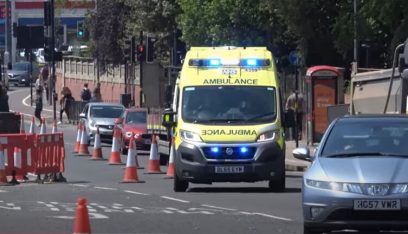 بريطانيا.. إصابة 15 شخصاً بمادة مجهولة رشها رجل مقنع في 3 مبان تجارية