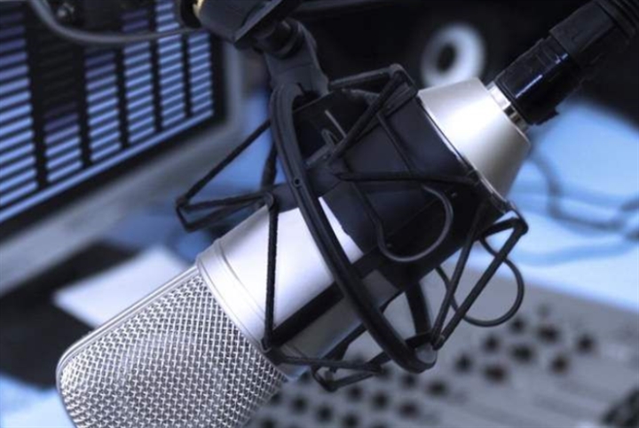 قطع بث إذاعة “مونت كارلو الدولية” في السودان على خلفية الاشتباكات في البلاد