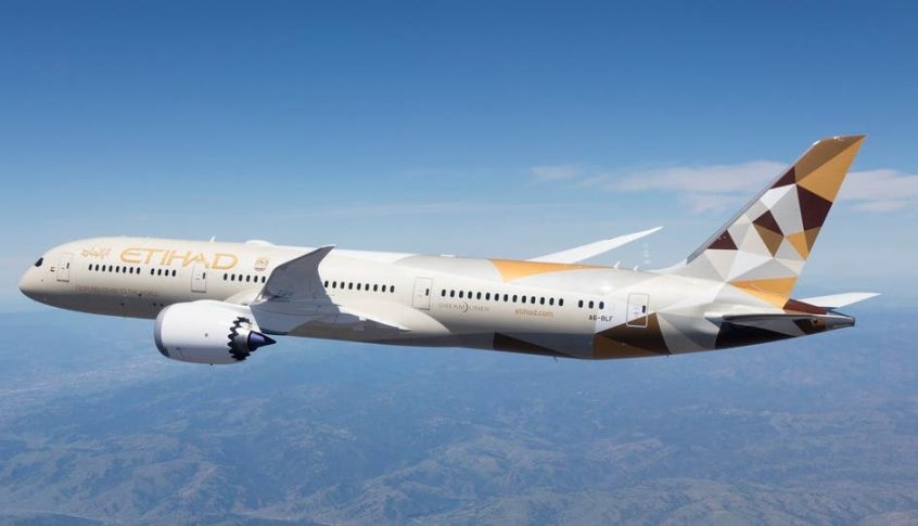 الاتحاد للطيران تنظم أول رحلة سياحية بين الإمارات و”إسرائيل”