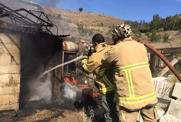حريق في مولد كهرباء في القبيات طاول أشجارا حرجية