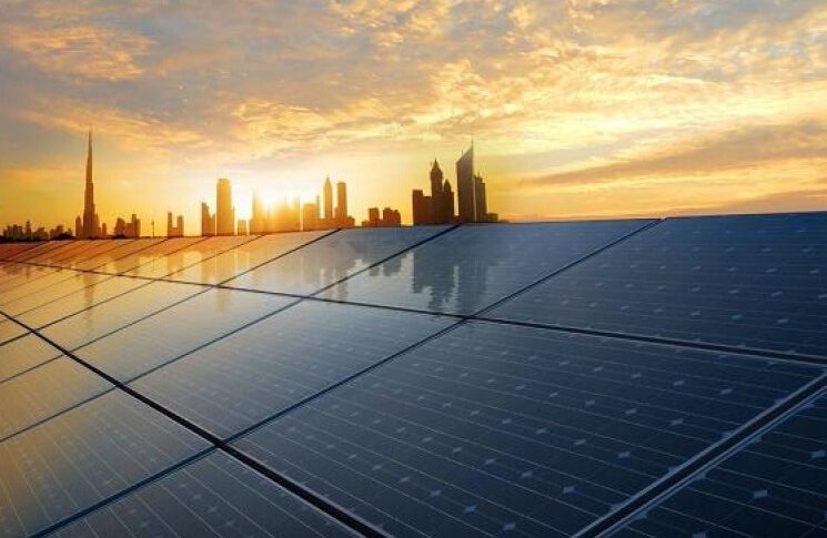دبي تتصدر العالمية في تطوير الطاقة الشمسية