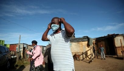 الإصابات بكورونا في جنوب إفريقيا تتجاوز 900 ألف حالة