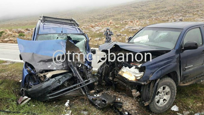 قتيل و4 جرحى إثر تصادم بين سيارتين على طريق عام حوش القنعبي – راشيا