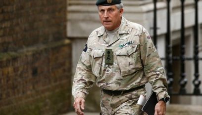 قائد الجيش البريطاني: للانتصار على الصين وروسيا من الضروري الانخراط “في لعبتهما”
