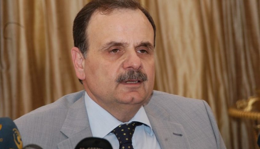 البزري تفقد موقع الغارة في صيدا: الغارة تأتي في سياق مزيد من تصعيد العدو تجاه لبنان