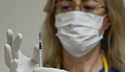 الصحة الأميركية توجه نصائح للطيارين عقب التطعيم بلقاح “موديرنا”