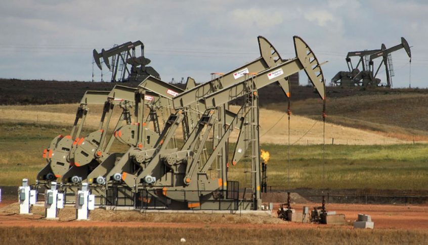 النفط يهبط في ظل إجراءات بسبب تفشي كورونا