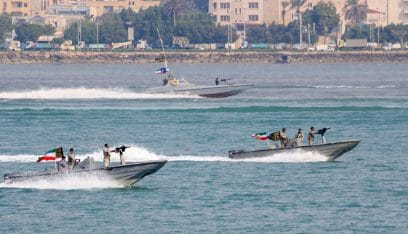 الحرس الثوري ينشر 700 قارب في مياه الخليج