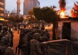 الجيش ابعد المحتجين عن مبنى سرايا طرابلس وساحة النور