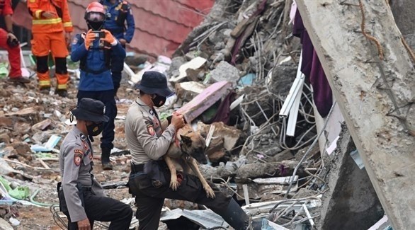 سلطات إندونيسيا: ارتفاع ضحايا الزلزال إلى 81 قتيلا