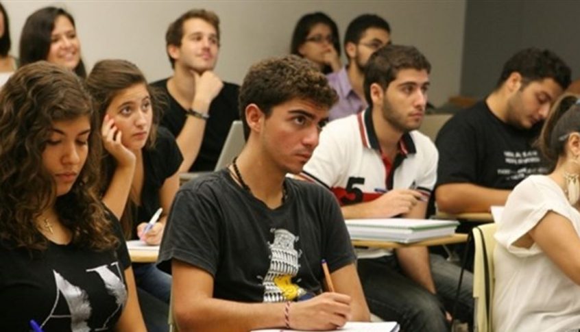 أهالي الطلاب اللبنانيين في الخارج: لتنفيذ القانون عبر بوابة الحكومة
