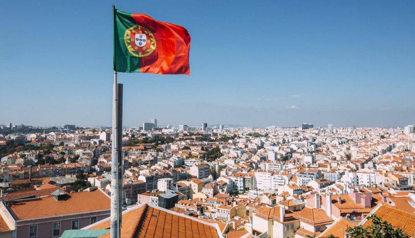 البرتغال تسجل 291 وفاة جديدة بفيروس كورونا