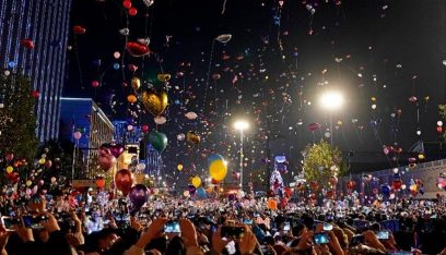 حشود في شوارع ووهان منشأ فيروس كورونا… كيف كان الاحتفال فيها برأس السنة؟ (فيديو)