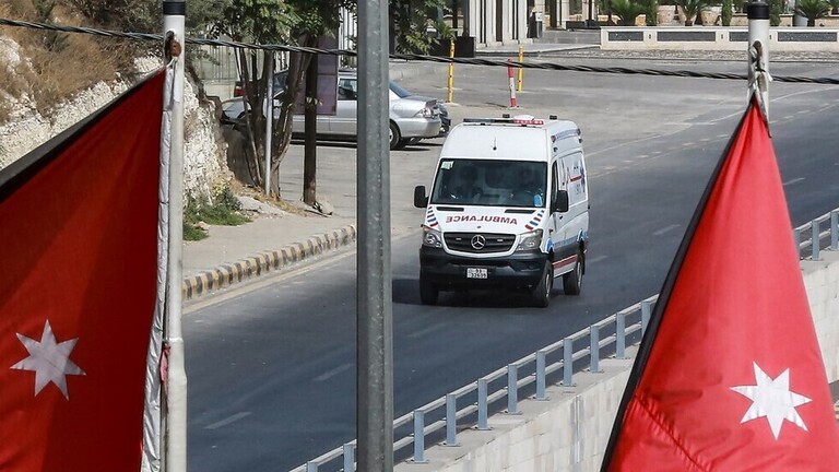 16 وفاة و3827 إصابة بكورونا في الأردن