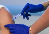 وزارة الصحة نشرت تقرير تتبع الأحداث الجانبية المحتملة للقاحات.. اليكم التفاصيل